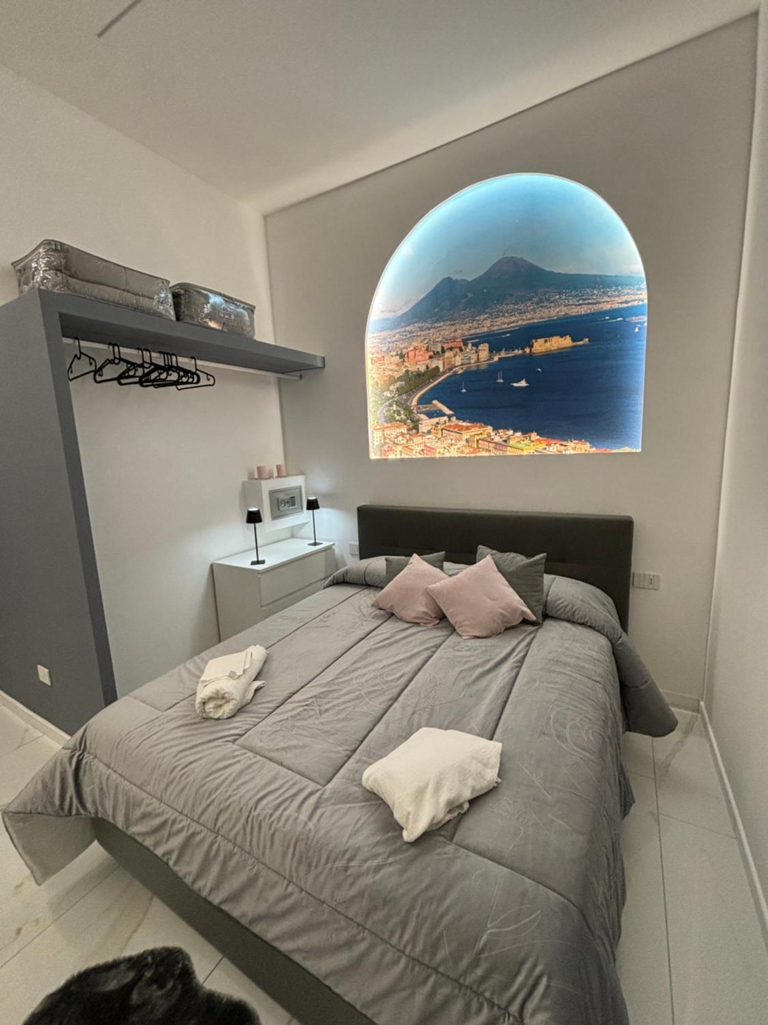 Briante House Bed & Breakfast Napoli Bagian luar foto