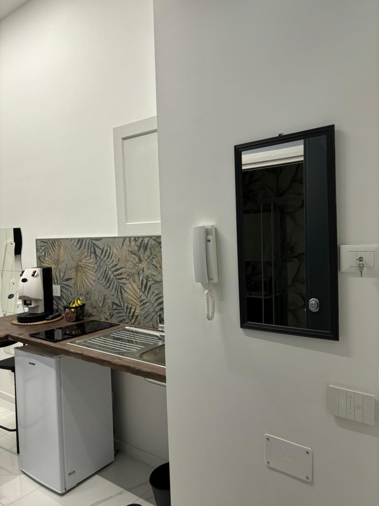 Briante House Bed & Breakfast Napoli Bagian luar foto