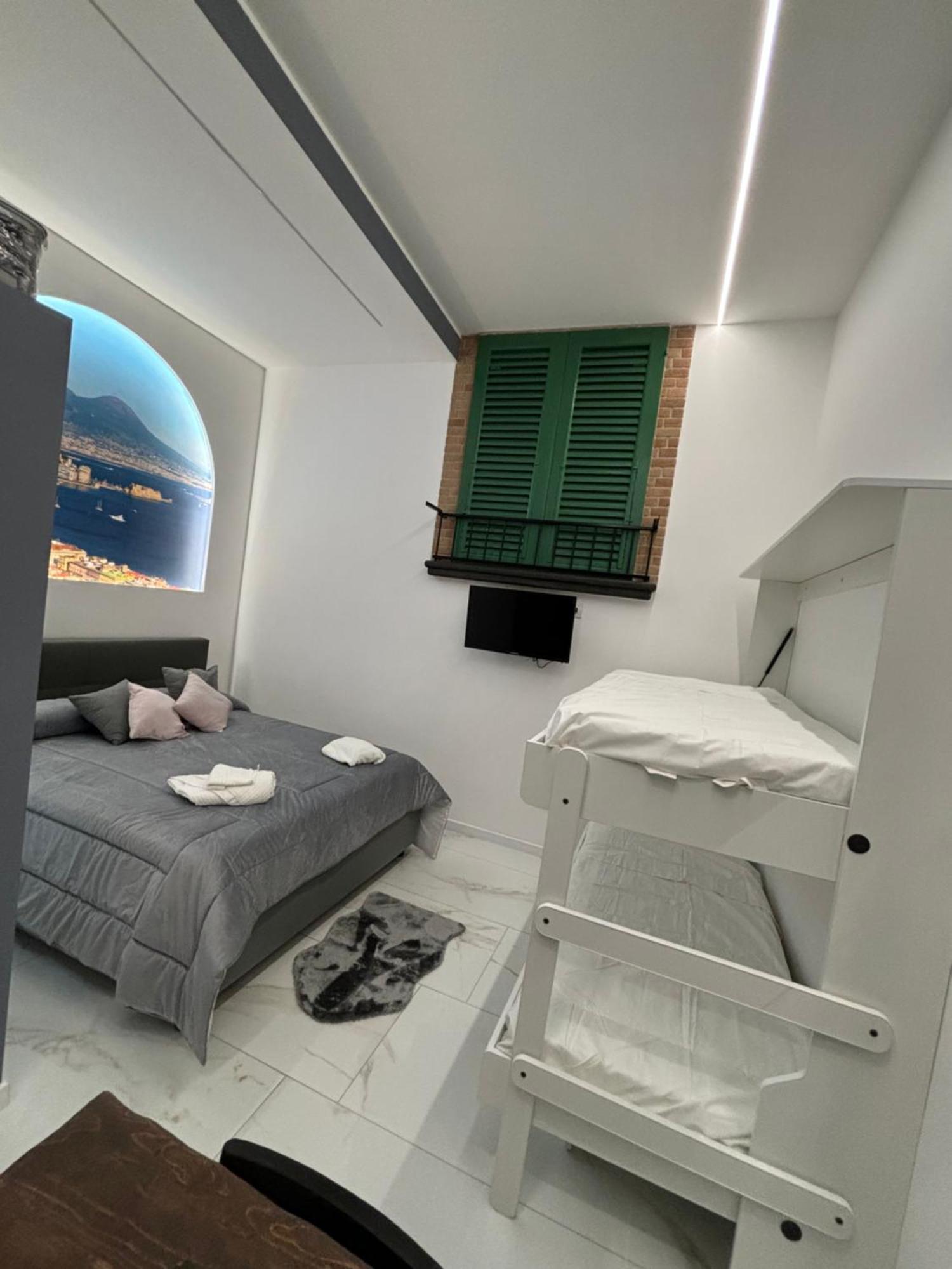 Briante House Bed & Breakfast Napoli Bagian luar foto
