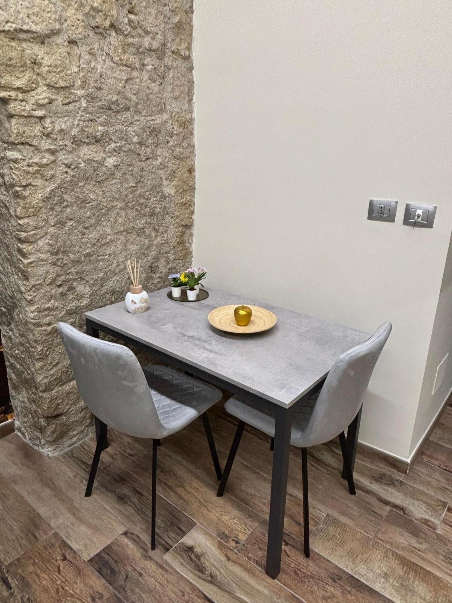 Briante House Bed & Breakfast Napoli Bagian luar foto