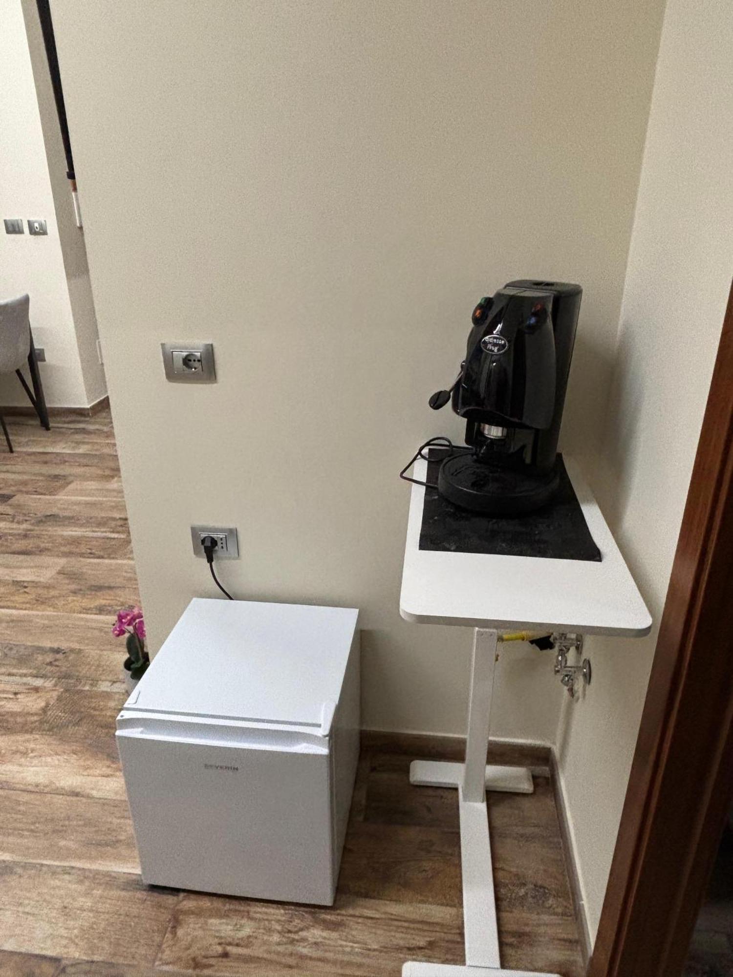 Briante House Bed & Breakfast Napoli Bagian luar foto